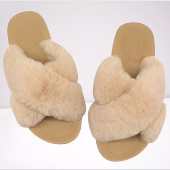 Faux Fur Crossover Slide Slippers w/Arch Support, 8 NWT - Picture 1 of 5